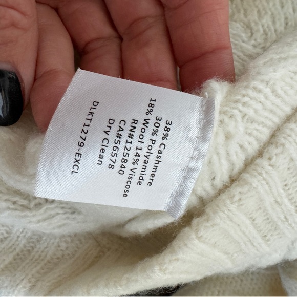 Intermix Cashmere Blend Shrug Set - Picture 5 of 5